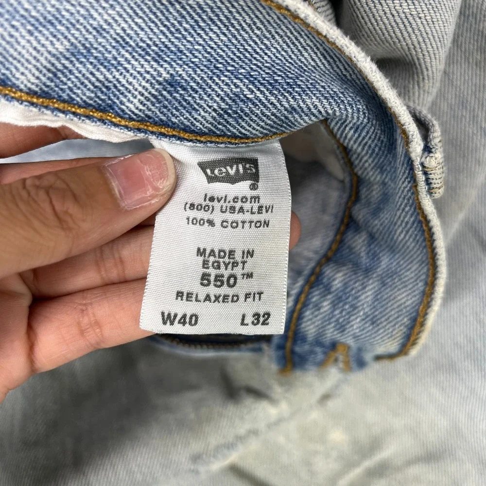 Levi's 550‎ Relaxed Fit Jeans Men's 39X30 Blue Denim Pockets Zip Fly - Flaws